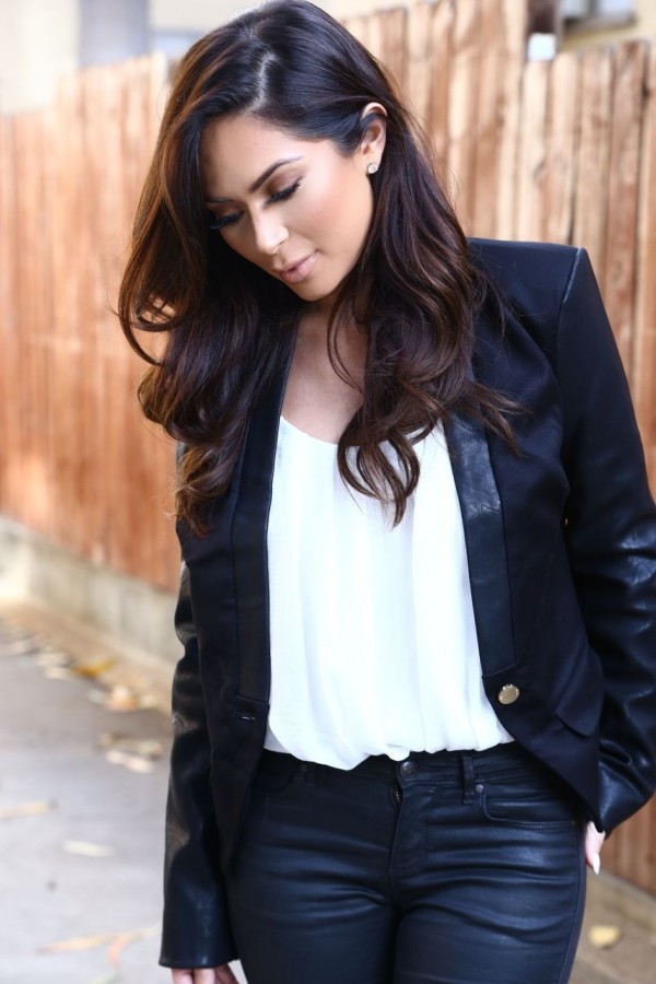 Marianna Hewitt in celeb boutique jayla leather jacket blogger fashion blog los angeles 