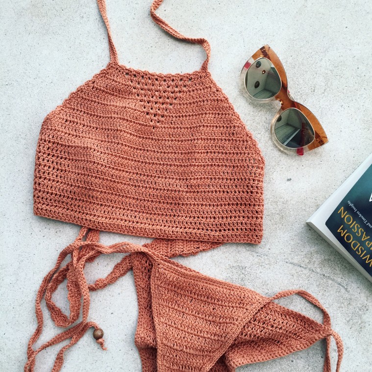 marianna hewitt blog flat lay bikini knit bathingsuit seafolly sunglasses blog bali travel w seminyak