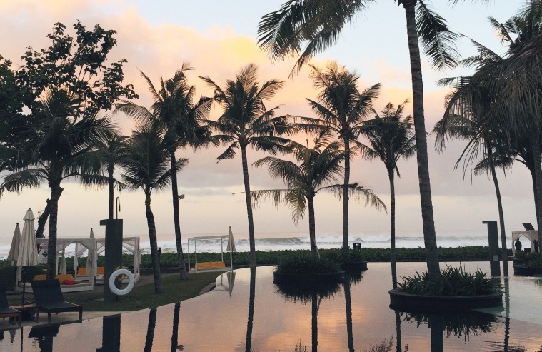 marianna hewitt travel blog w hotels bali seminyak pool palm trees reflection vsco