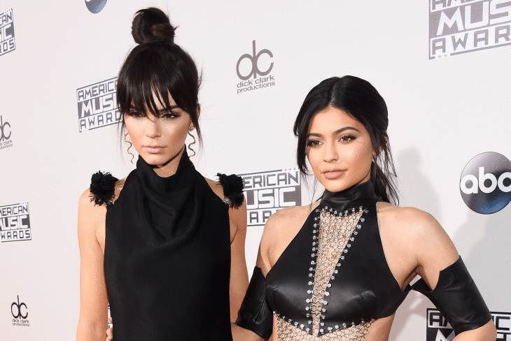 How to Get Kendall and Kylie’s AMA Hair Looks